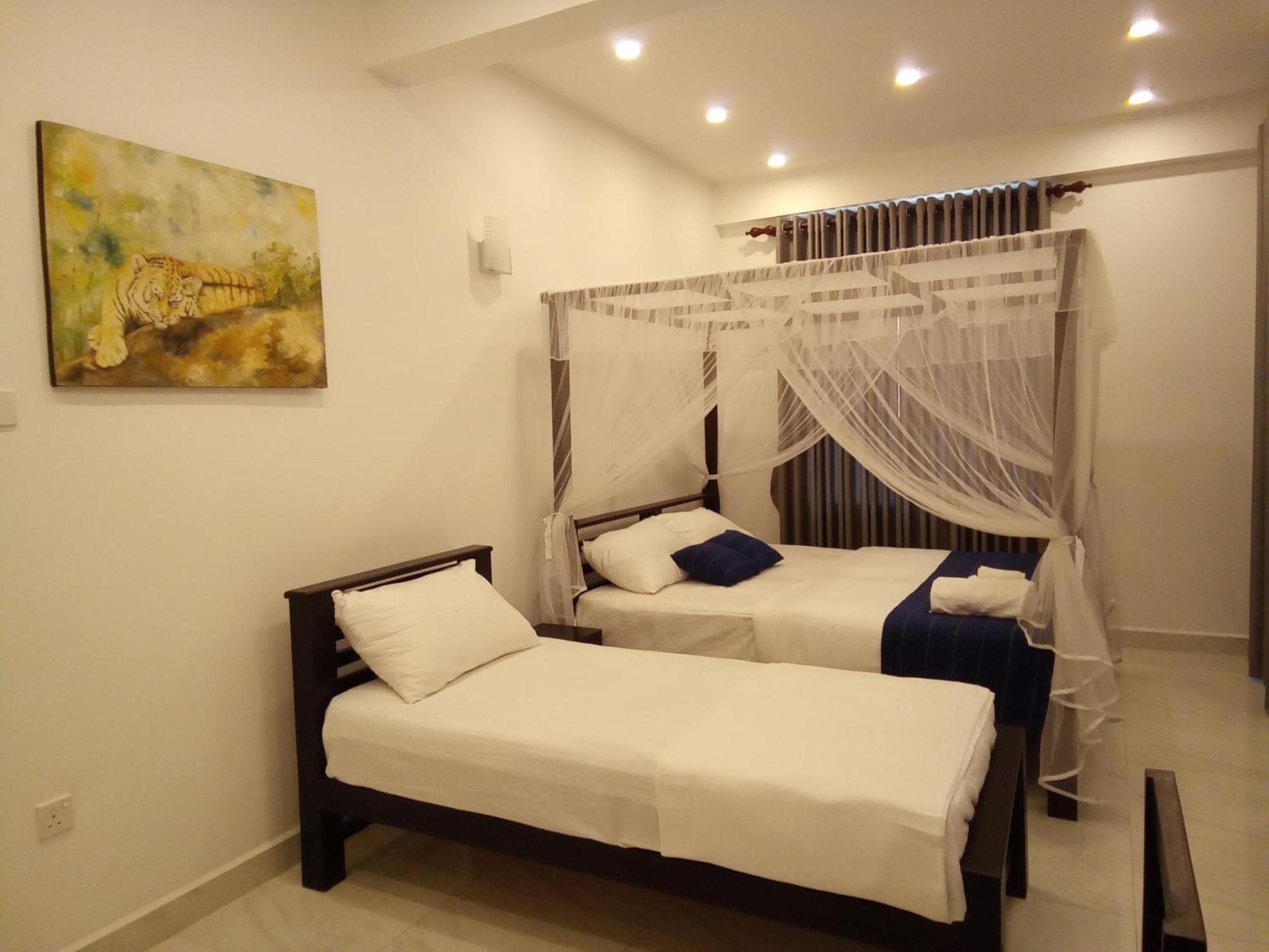 Bed and Breakfast The Moose Weligama Esterno foto