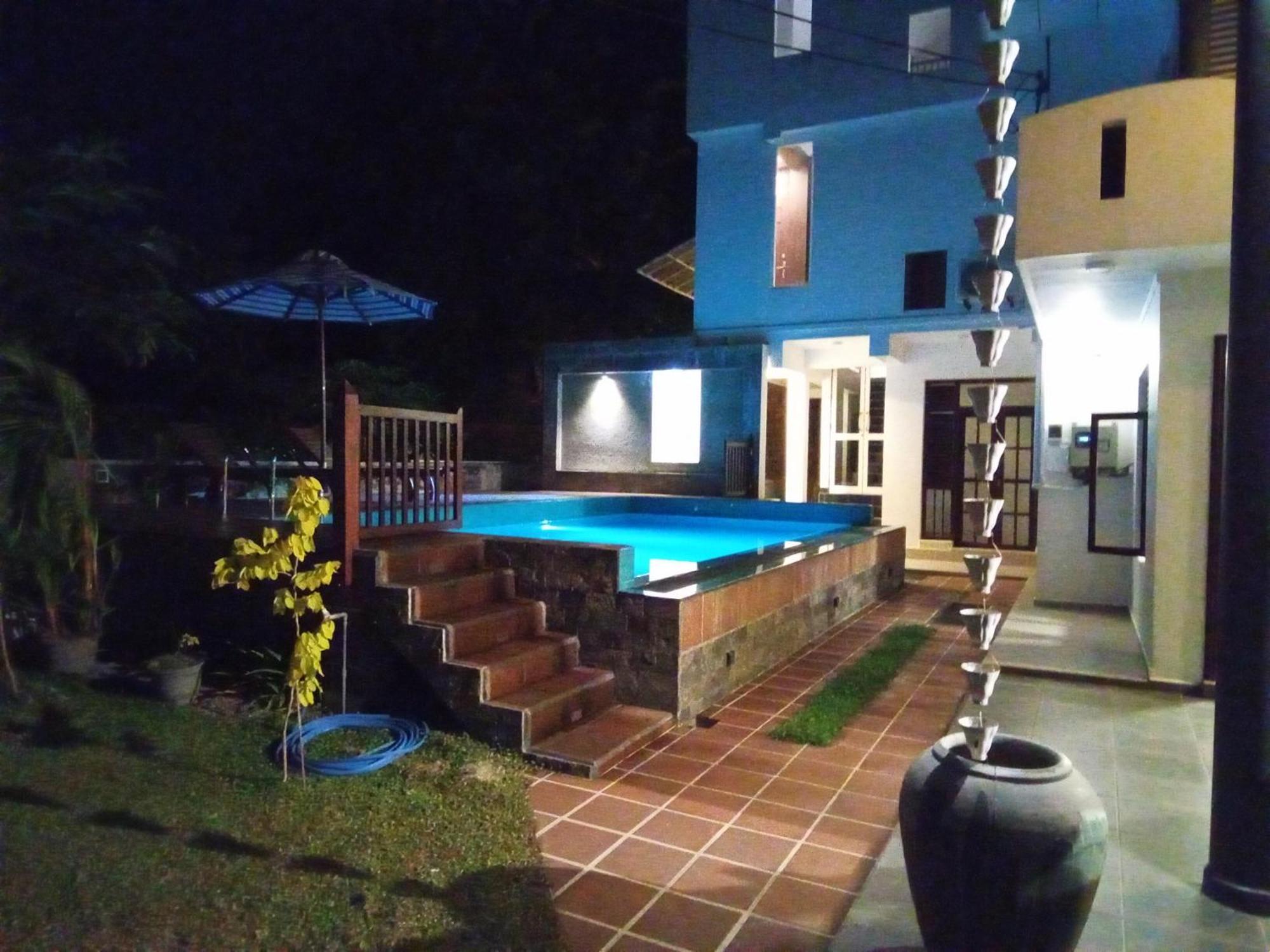 Bed and Breakfast The Moose Weligama Esterno foto