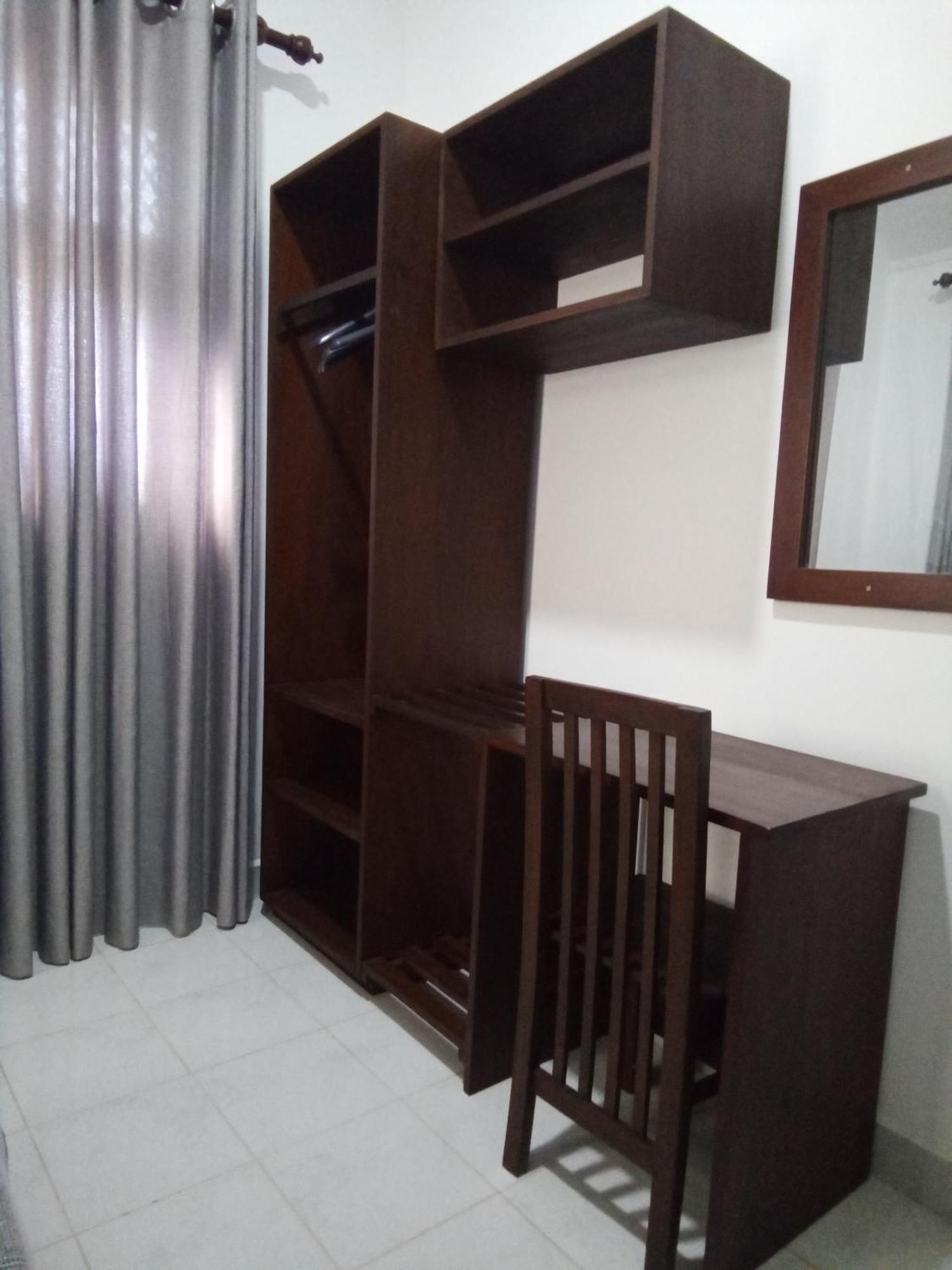 Bed and Breakfast The Moose Weligama Esterno foto